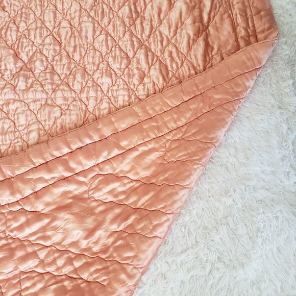 Lockport Vtg Quilted SATIN Comforter Blanket 66 x 85 Twin Pink Peach Thick Warm - Picture 12 of 16